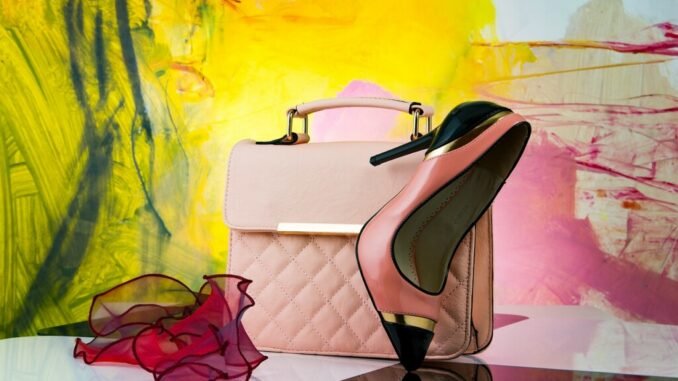 purse-g0626c26dc_1280