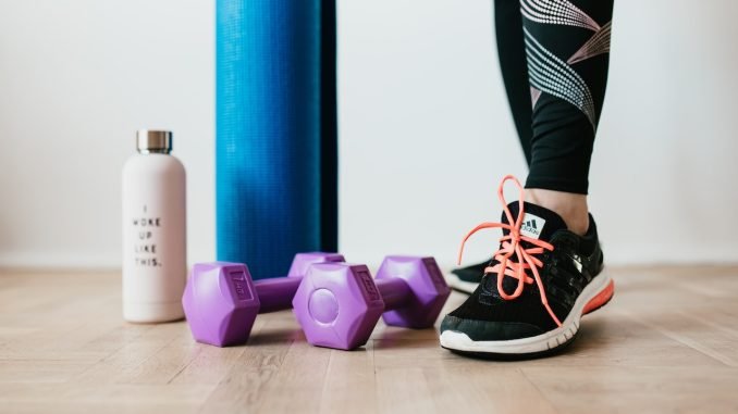 bumper plate - training shoes, blue yoga mat