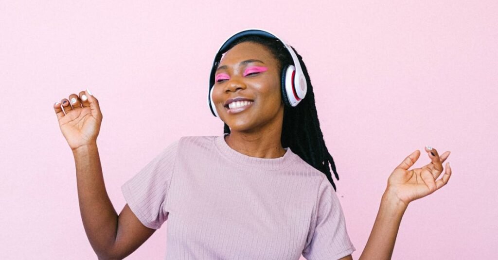 20 Amazing Motivational Songs 2025 – Pump Up Your Life Playlist Banner Pump it Up Magazine