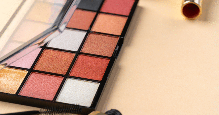 Colorful eyeshadow palette with various shades. Eyeshadow Palette Manufacturer for Your Brand