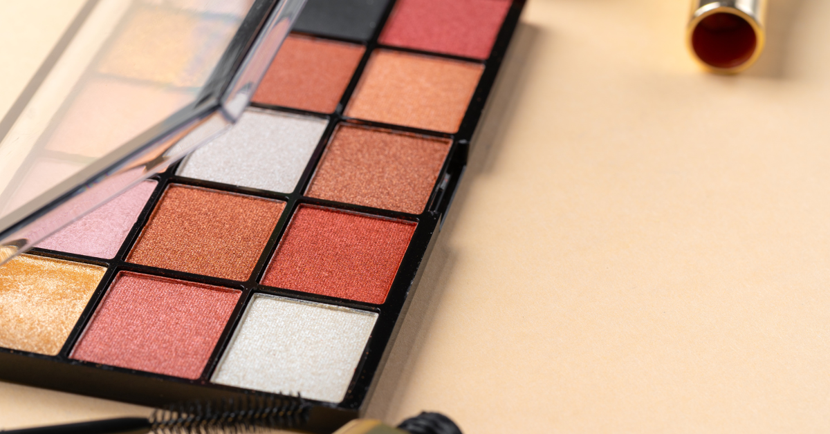 Colorful eyeshadow palette with various shades. Eyeshadow Palette Manufacturer for Your Brand