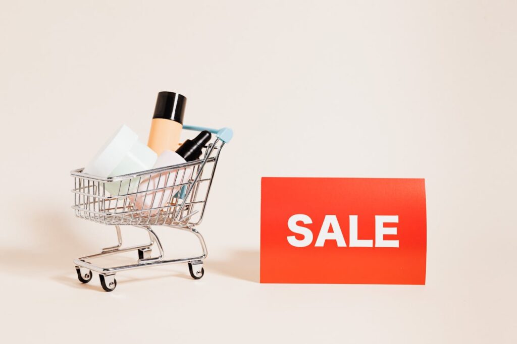 Shopping cart with sale sign, marketing tricks