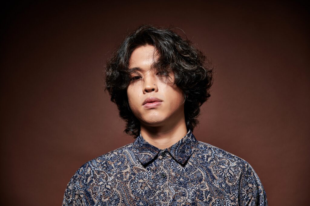 Beopard, Korean hip-hop artist and Wavement Lab performer, featured in Pump It Up Magazine's review of HUSKY FREESTYLE.